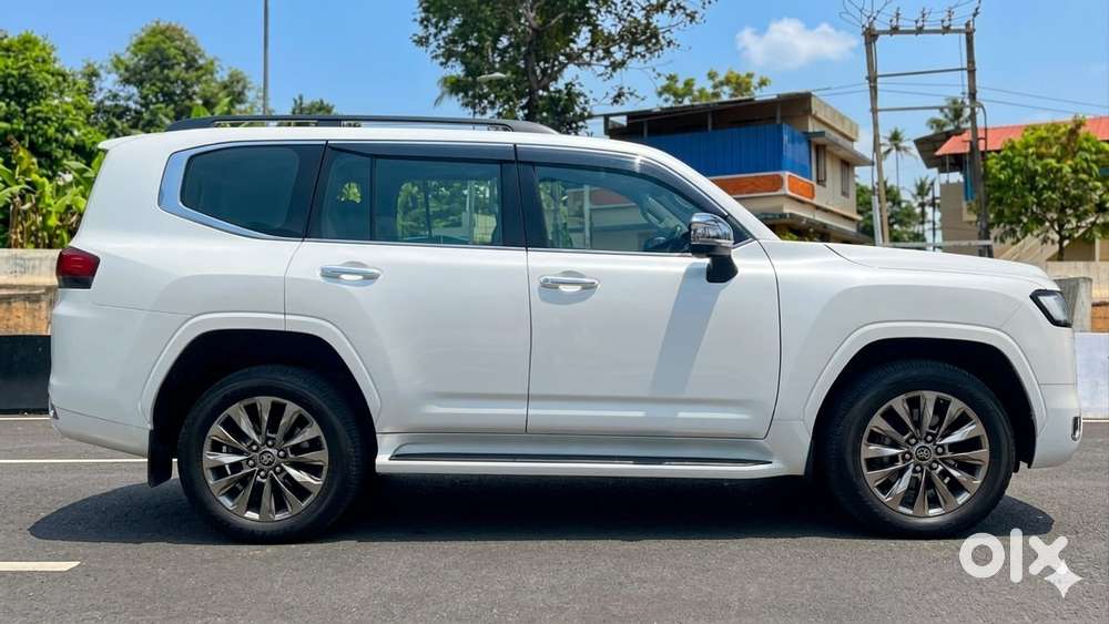 Toyota Land Cruiser 3.3 Zx Diesel, 2022, Diesel