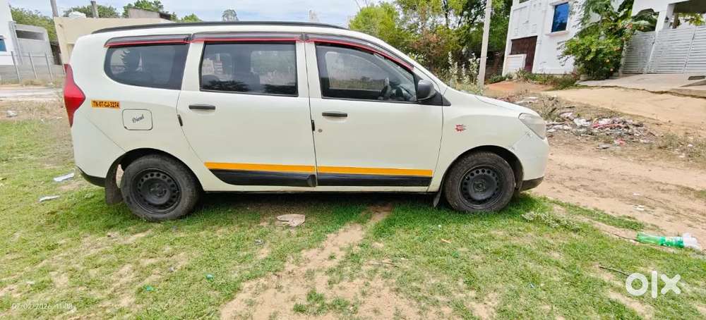 Renault Lodgy 2017 Diesel 150000 Km Driven