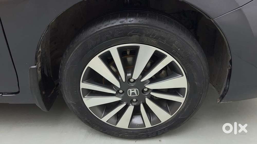 Honda City 1.5 V Mt, 2023, Petrol
