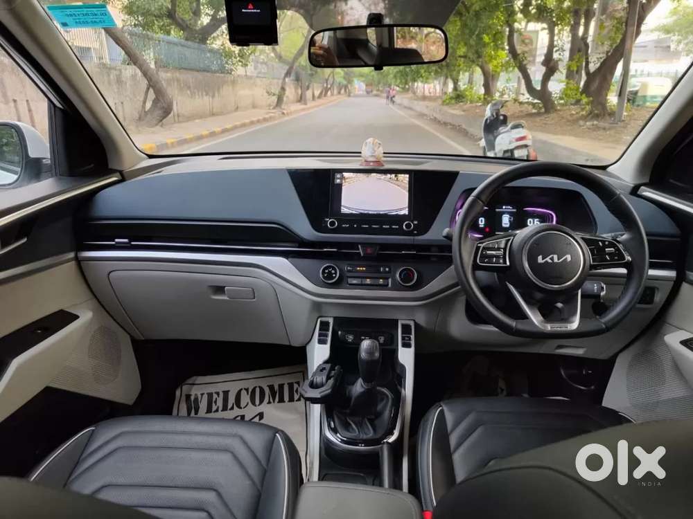 Kia Carens G1.5 6mt Gravity, 2025, Petrol