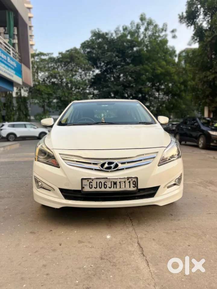 Hyundai Verna 1.6 Vtvt Sx, 2015, Petrol