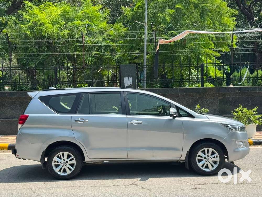 Toyota Innova Crysta [2020-ongoing] 2.4 Vx 7 Str, 2017, Diesel