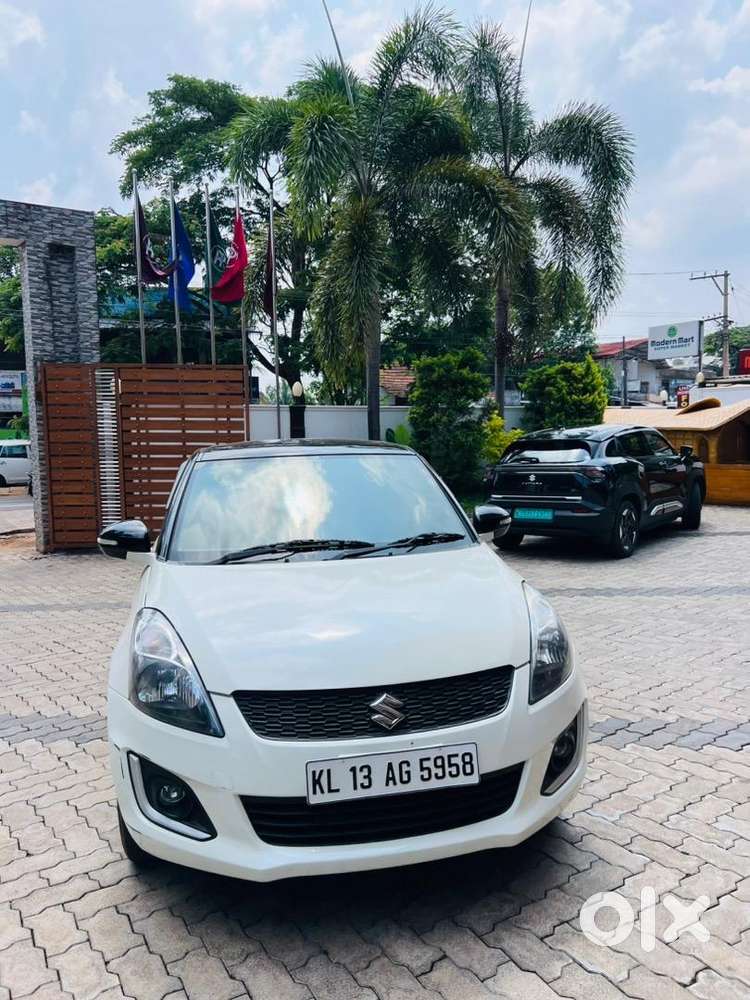 Maruti Suzuki Swift 2016 Petrol 121000 Km Driven