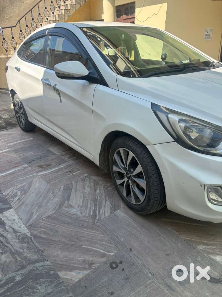 Hyundai Verna 2015 Petrol Well Maintained