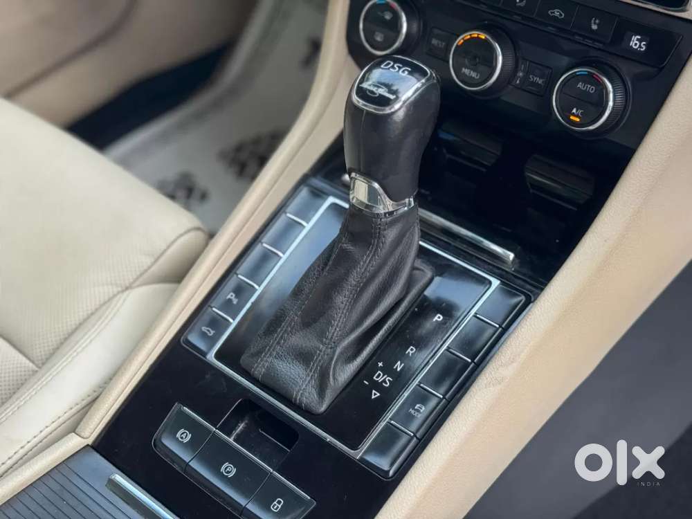 Skoda Superb 2.0 L&k Tsi At, 2017, Petrol