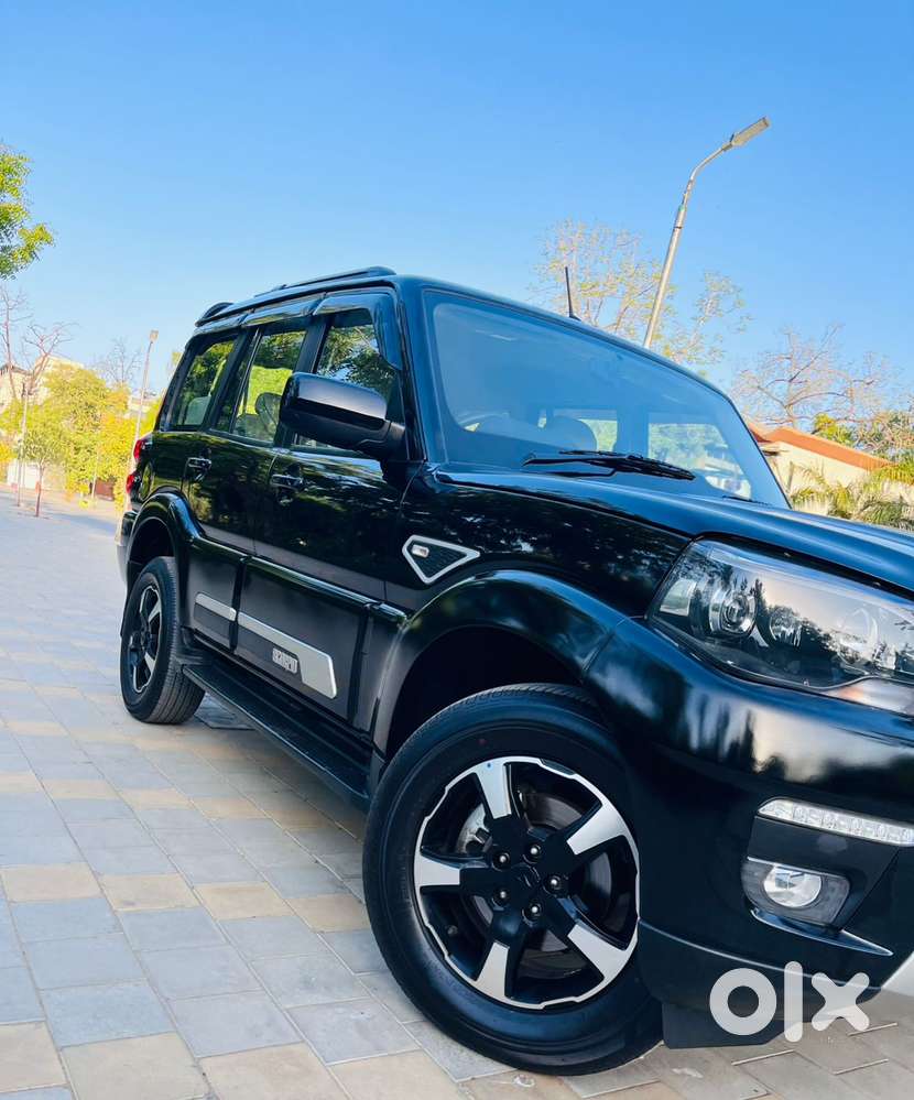Mahindra Scorpio Classic 2.2 S 11 Mt 7 Cc, 2025, Diesel