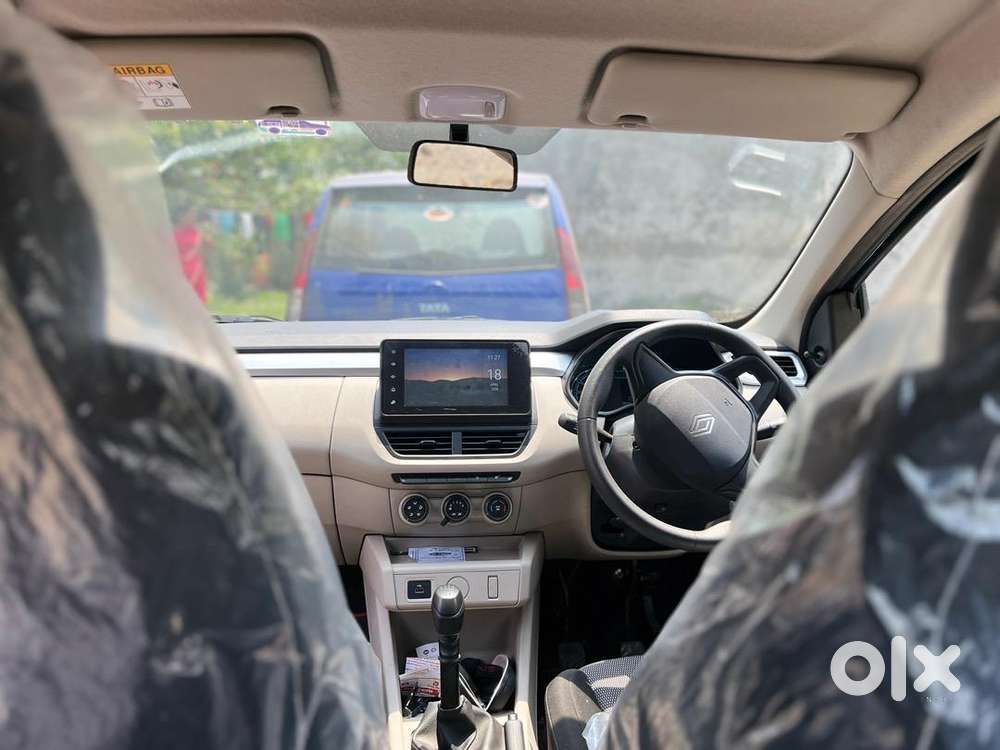 Renault Triber 2025 Petrol 3596 Km Driven