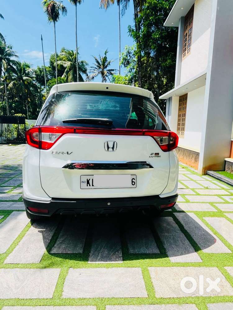 Honda Br-v I-vtec V Cvt, 2016, Petrol