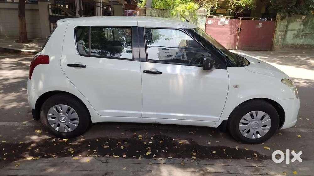 Maruti Suzuki Swift 1.3 Vxi, 2007, Petrol