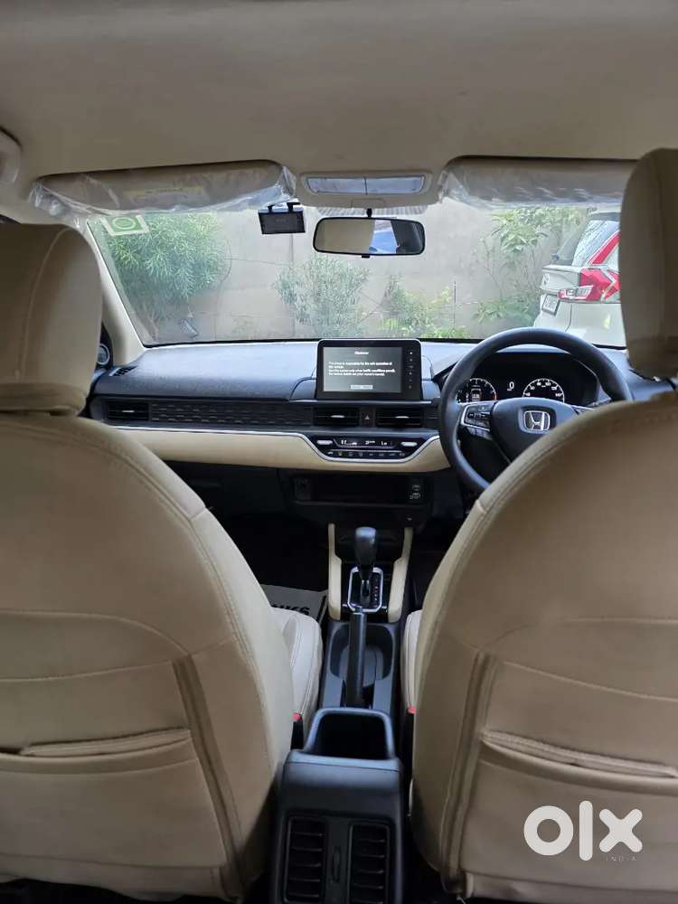 Honda Amaze 3rd Gen 2025 Vx Cvt (auto) Petrol + Company Cng, 32000 Kms