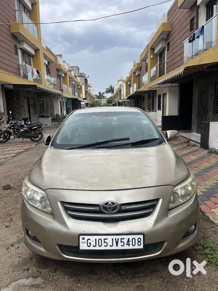 Toyota Corolla Altis 2010