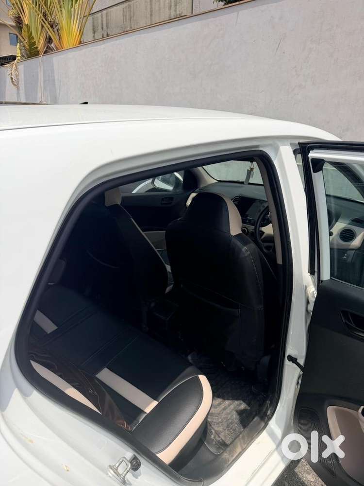 Hyundai Grand I10 2017 Petrol Well Maintained