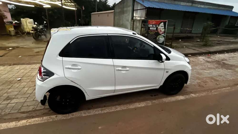 Honda Brio 2013 Petrol