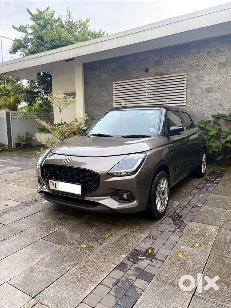 Maruti Suzuki New-gen Swift 2025-24petrol Automatic  For Sale