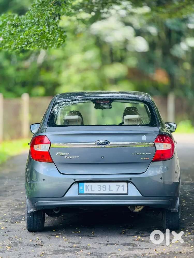 Ford Aspire Titanium Blu 2017