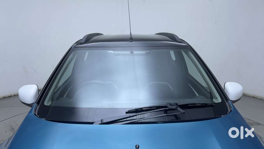 Renault Kwid 1.0 Climber (o) Dual Tone, 2024, Petrol