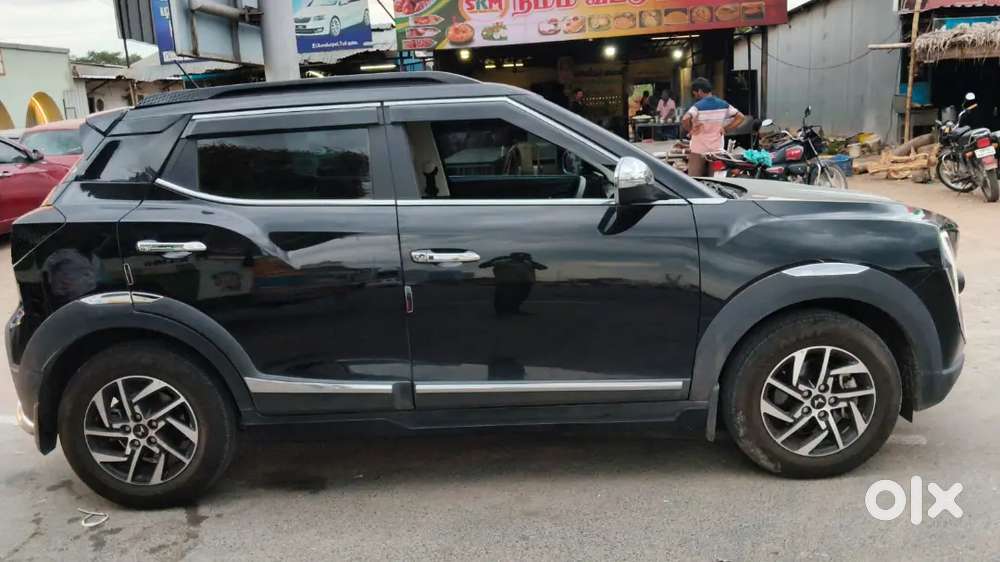 Mahindra Xuv 3xo 2024 Petrol Well Maintained