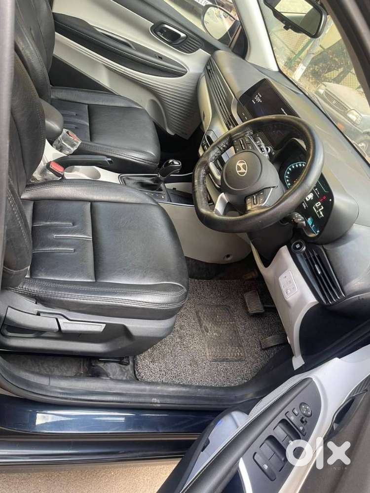 Hyundai I20 Asta (o) 1.2 Ivt Dual Tone, 2024, Petrol