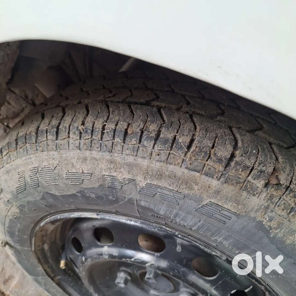 Mahindra Kuv 100 October 2018