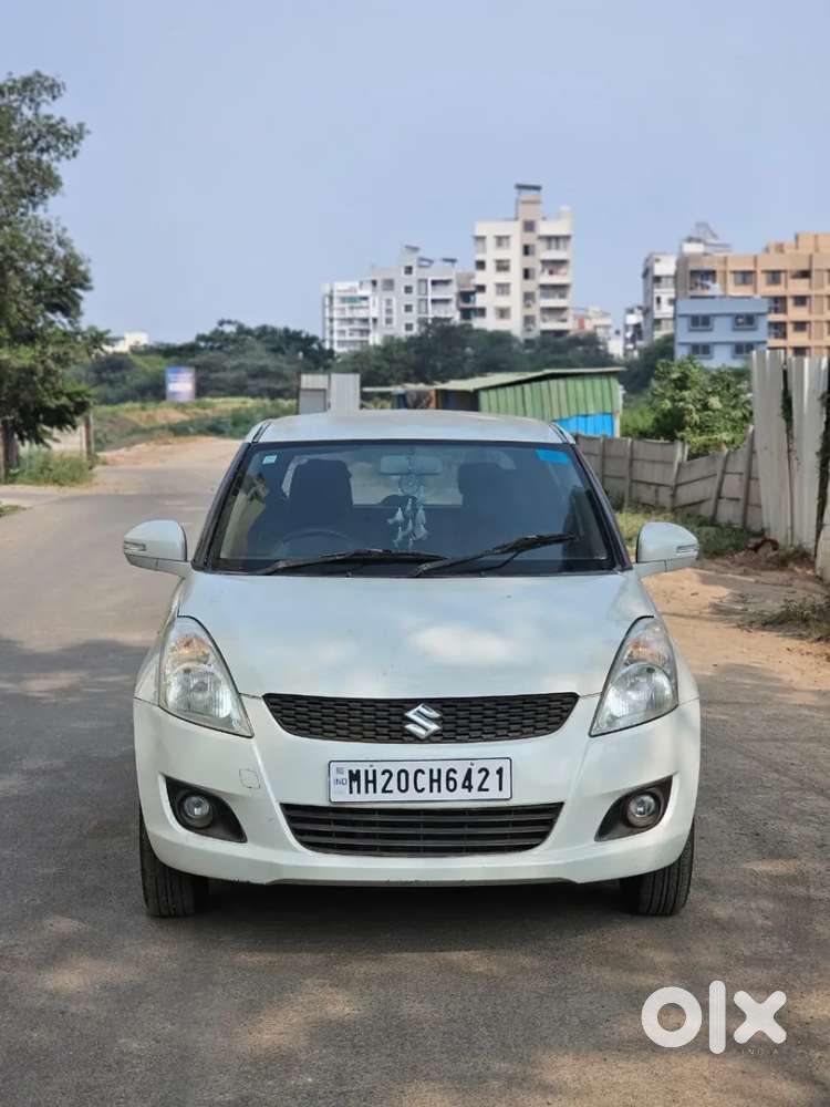 Maruti Suzuki Swift Vxi Bsiv, 2013, Petrol