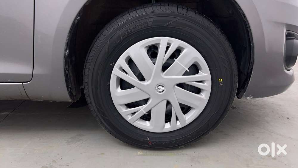 Maruti Suzuki Swift Dzire 1.3 Vxi, 2013, Petrol