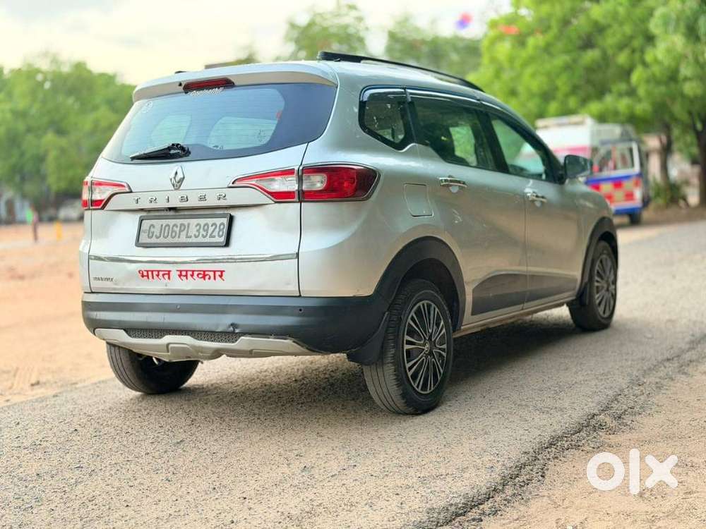 Renault Triber Rxz, 2022, Petrol