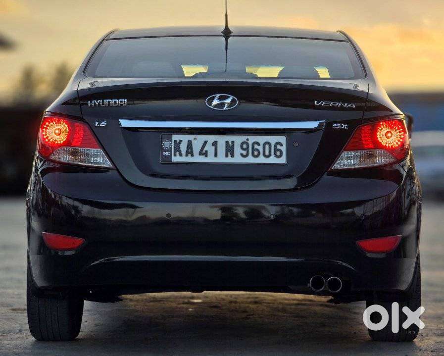 Hyundai Fluidic Verna 1.6 Vtvt Sx, 2011, Petrol