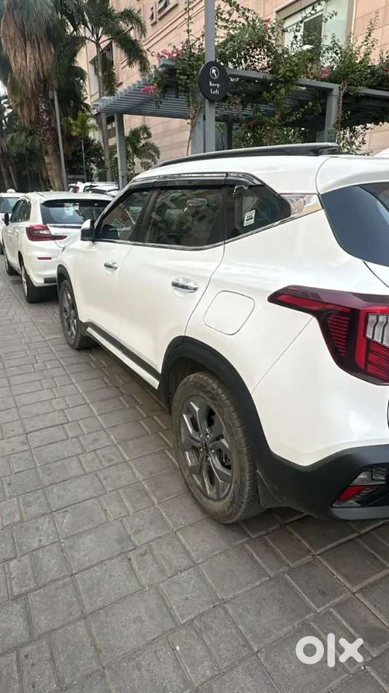 Kia Seltos 2024 Petrol 27528 Km Driven