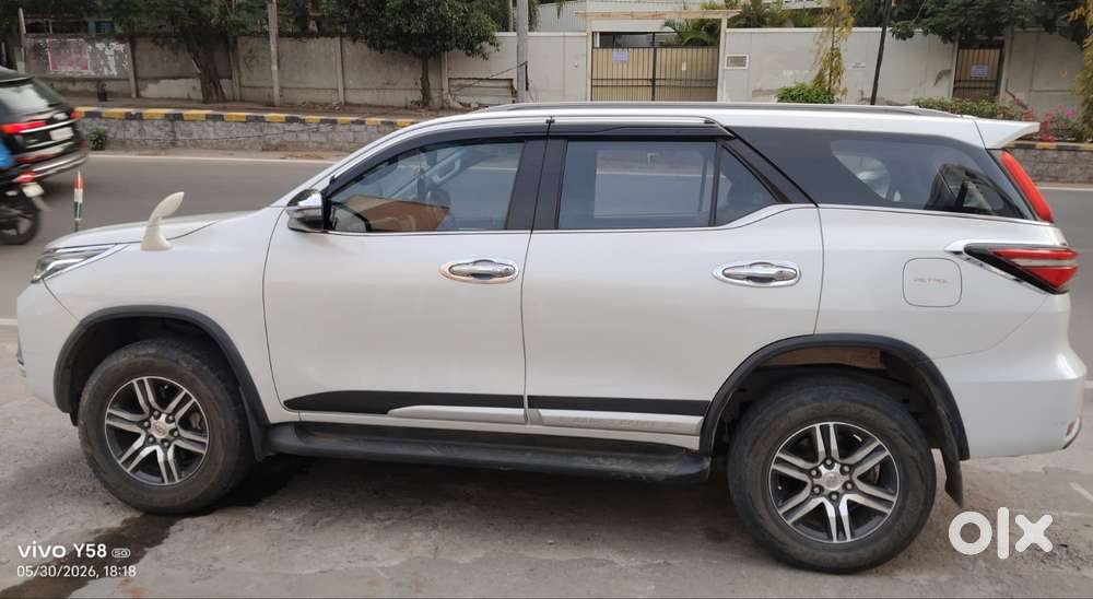 Toyota Fortuner 4x2 Mt 2.7 Petrol, 2022, Petrol