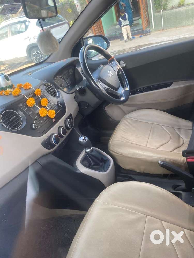 Hyundai Grand I10 2015 Petrol Well Maintained