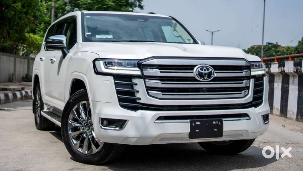 Toyota Land Cruiser Zx Petrol, 2026, Petrol