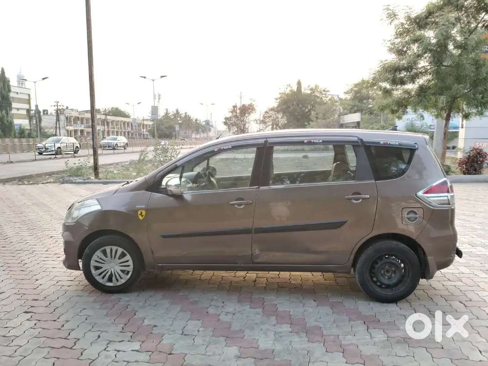 Maruti Suzuki Ertiga 2015 Diesel 160000 Km Driven