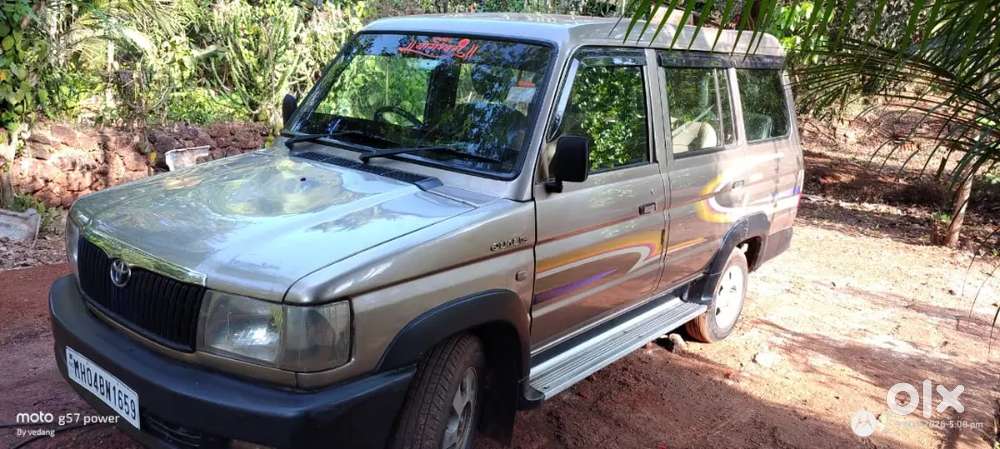 Toyota Qualis 2003 Diesel Well Maintained