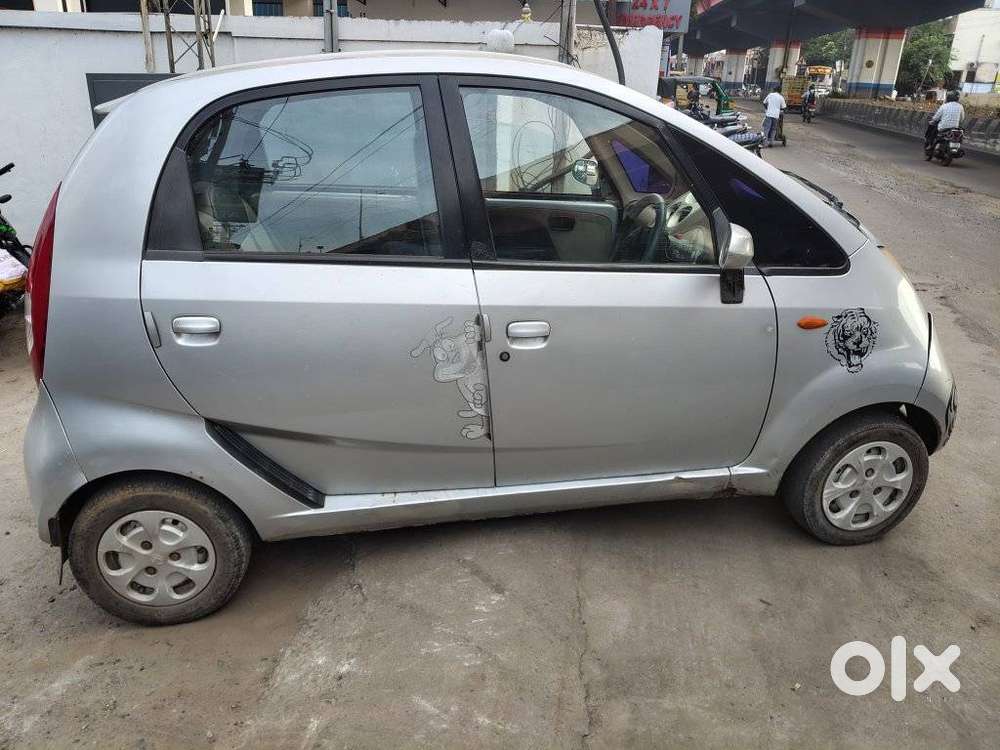 Tata Nano Xe, 2012, Petrol
