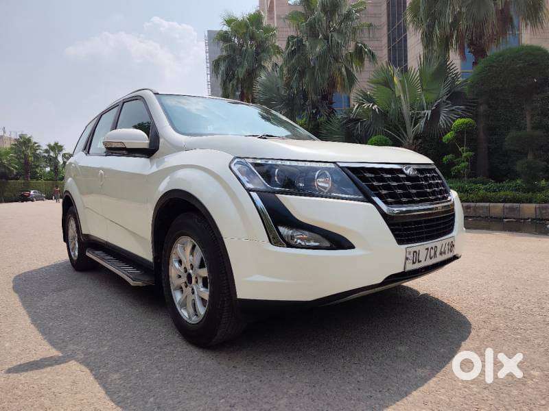 Mahindra Xuv500 W9 At 1.99, 2020