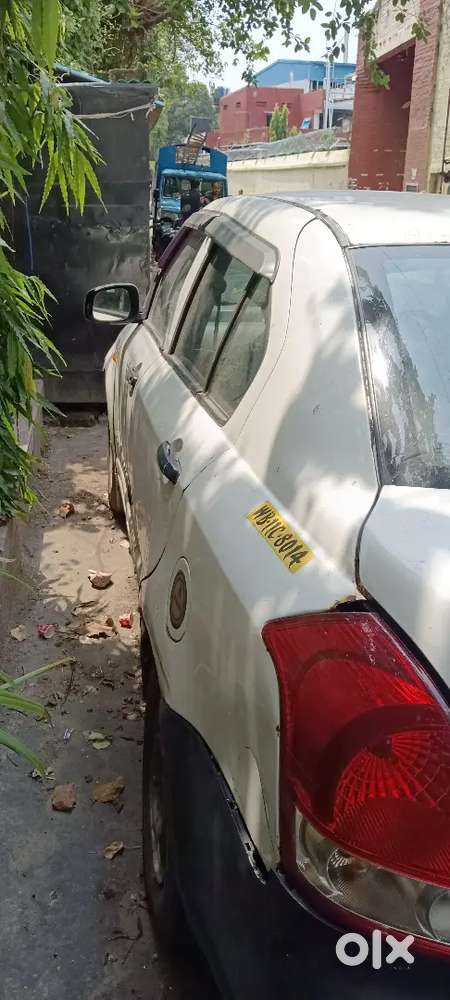Maruti Suzuki Dzire 2015