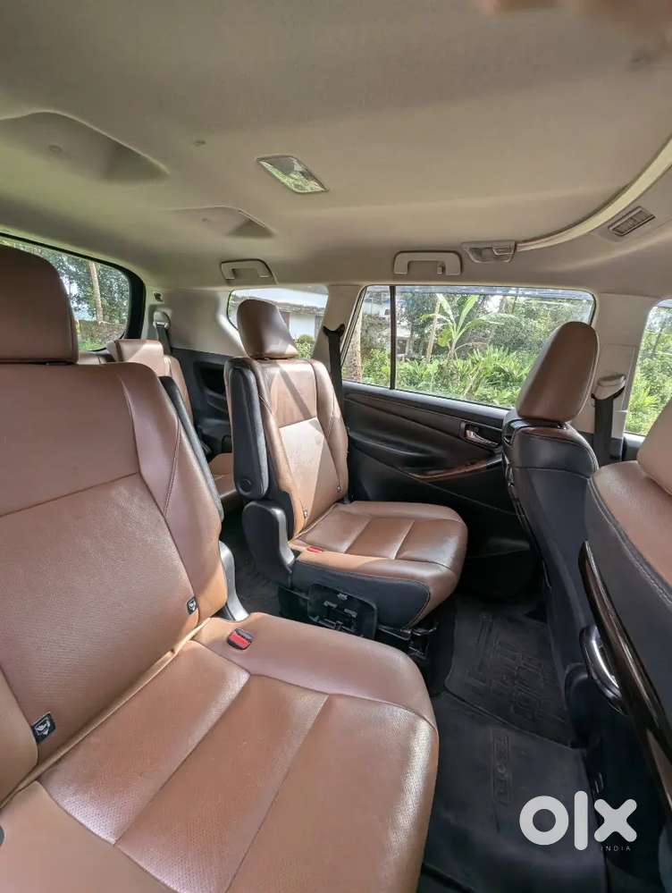 Toyota Innova Crysta 2.4z Automatic 2020 Deisel