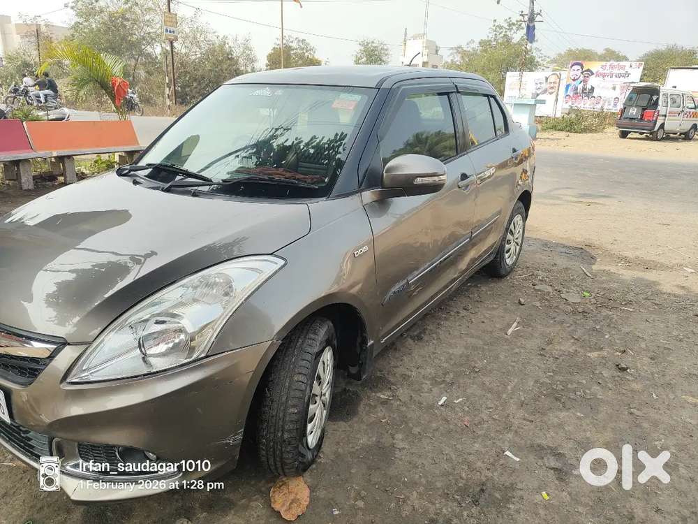 Second Owner And Km 98000/-  Showroom Service Record