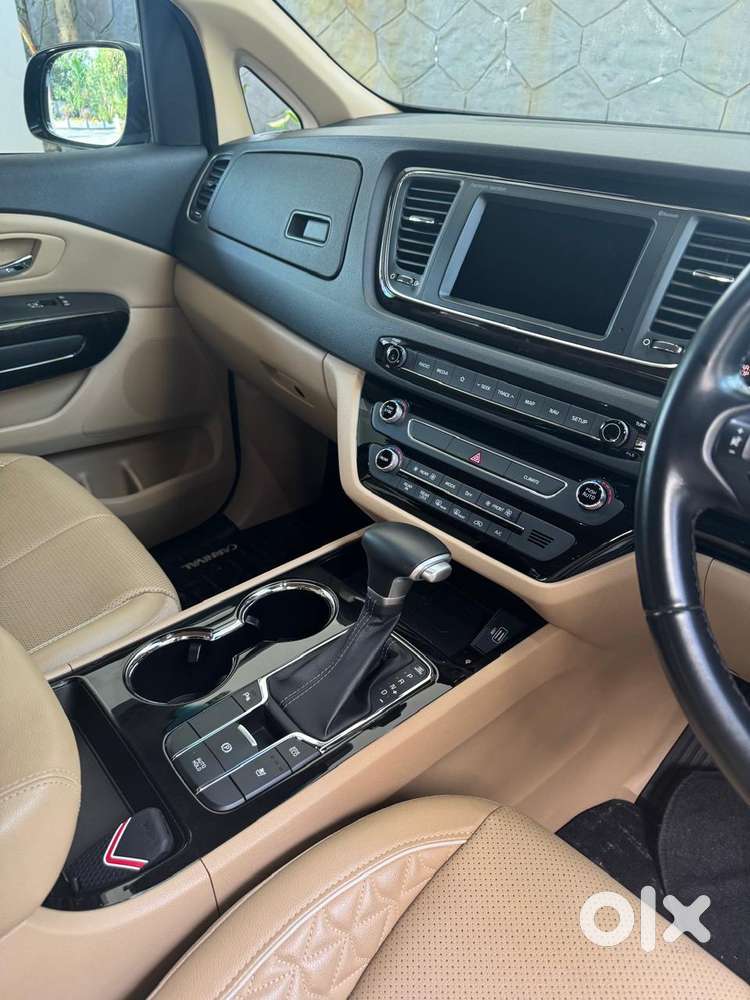 Kia Carnival Limousine Plus 7 Str, 2022, Diesel