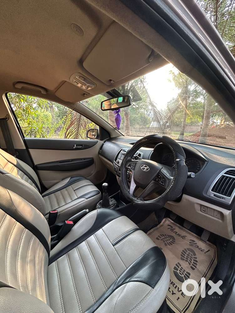 Hyundai I20 Sportz Petrol 2014