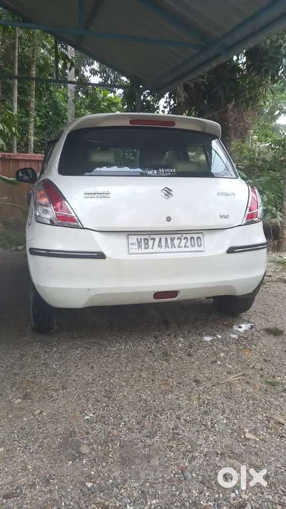 Maruti Suzuki Swift 2016 Petrol 320000 Km Driven