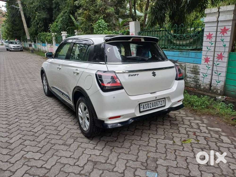 Maruti Suzuki Swift 1.3 Zxi, 2024, Petrol