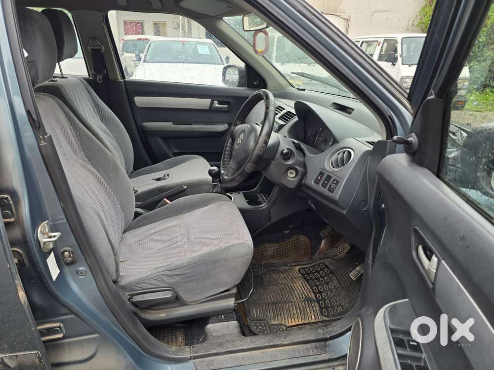 Maruti Suzuki Swift Dzire 1.2 Vxi Bsiv, 2010, Petrol