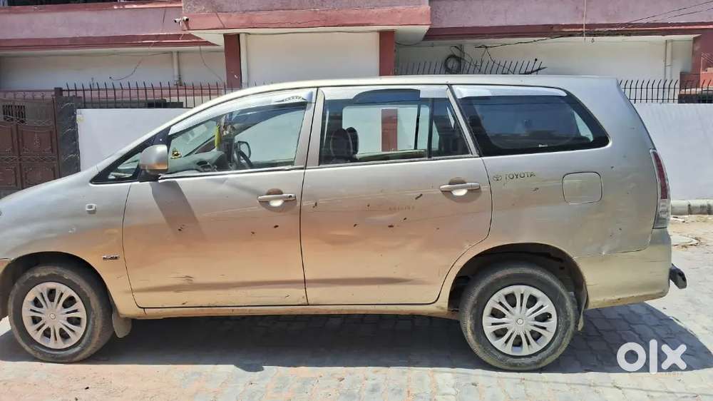 Toyota Innova 2009 Diesel Well Maintained