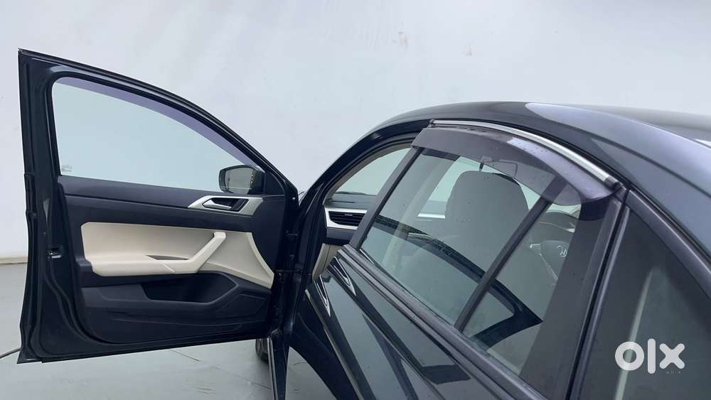 Volkswagen Virtus Highline Plus 1.0 Tsi At, 2022, Petrol