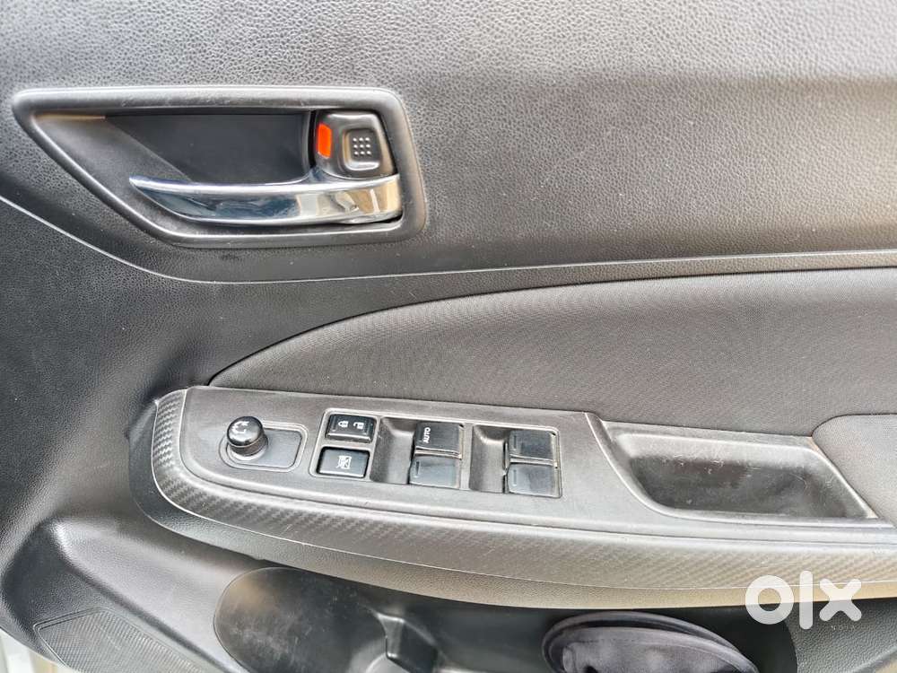 Maruti Suzuki Swift Amt Vxi, 2019, Cng & Hybrids
