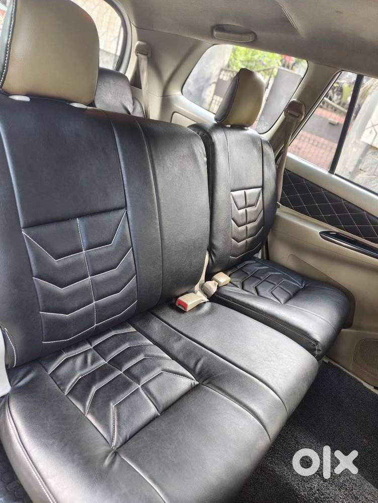 Toyota Innova 2.5 G (diesel) 8 Seater, 2012, Diesel