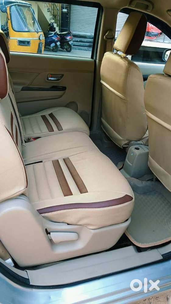 Maruti Suzuki Ertiga 1.5 Vxi, 2021, Petrol