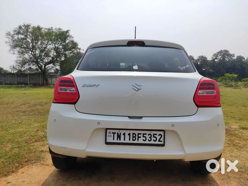 Maruti Suzuki Swift Vxi + Manual, 2023, Petrol