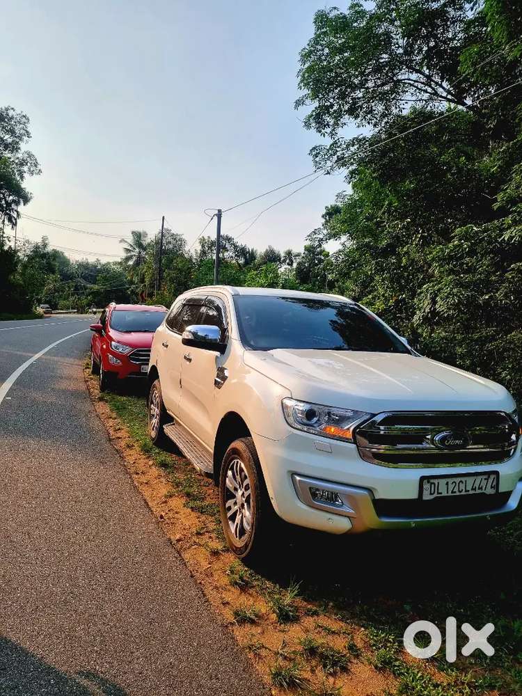 Ford Endeavour Titanium 2017
